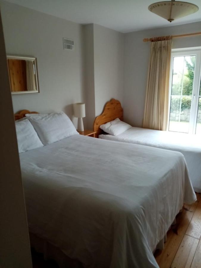 エニス Parnell House Bed & Breakfast エクステリア 写真